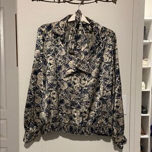 Vintage 70s top with scarf